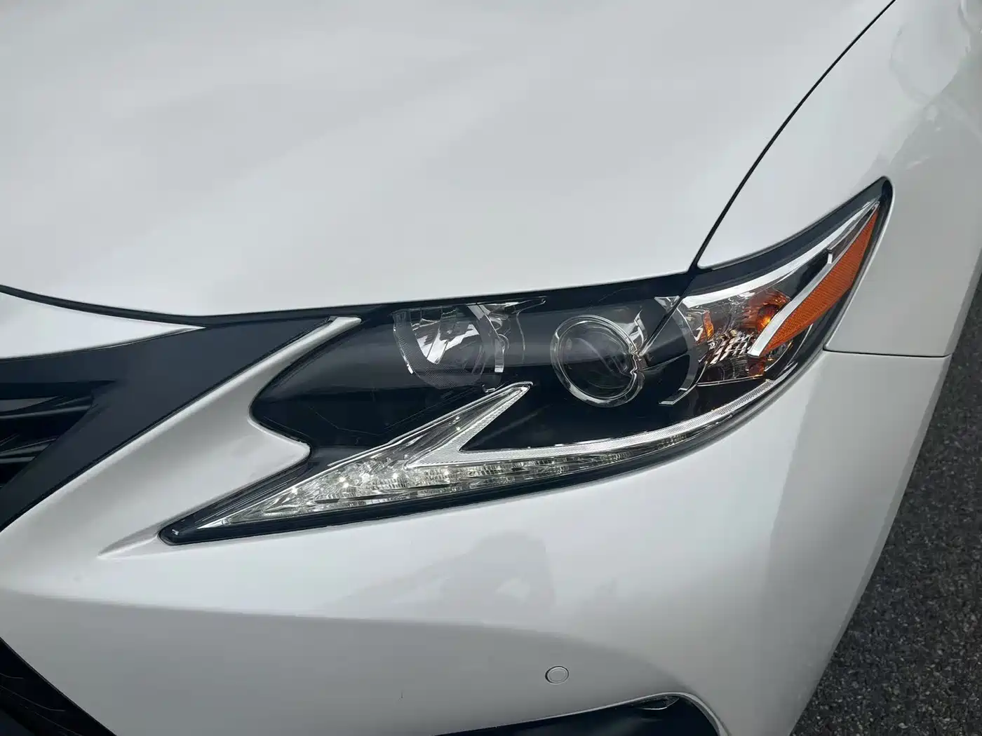 Lexus ES 2017 200 30th Anniversary Edition фото 18