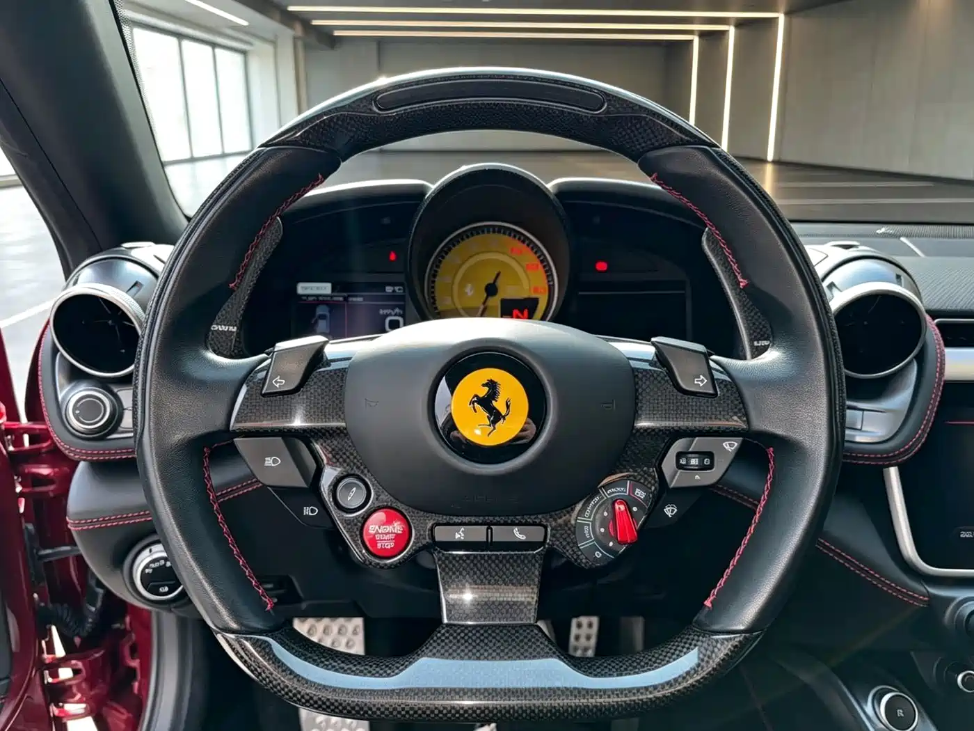 Ferrari GTC4Lusso 2018 2017 3.9T V8