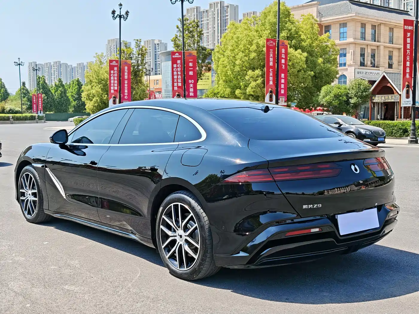 Denza Z9 2024 Model 1100km AWD Max Edition фото 7