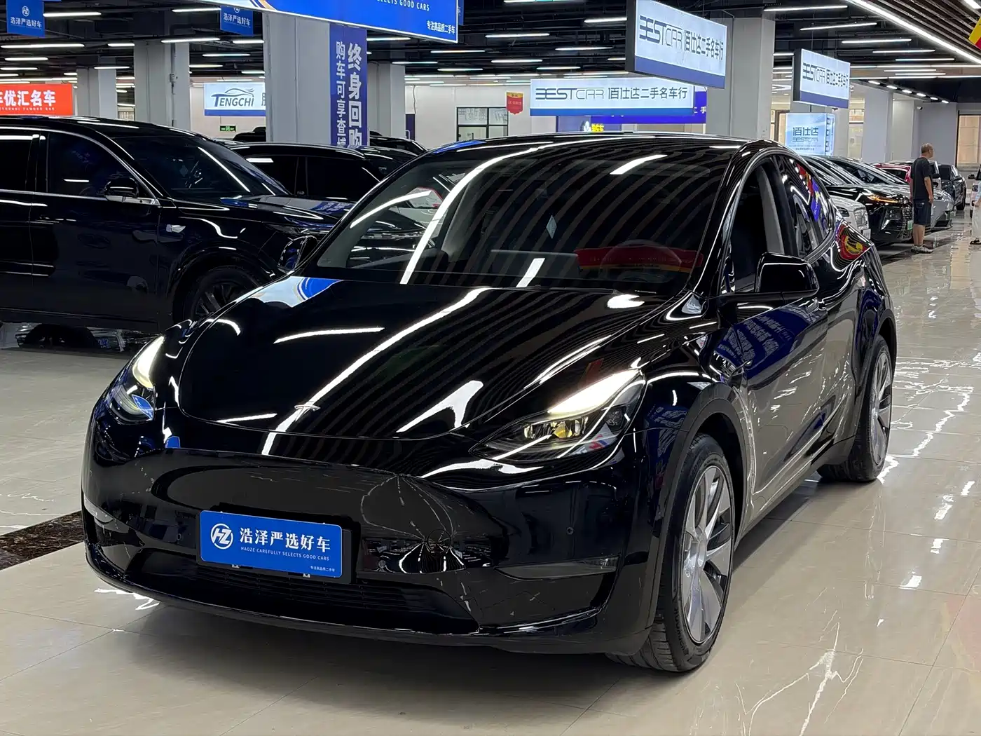 Tesla Model Y 2021