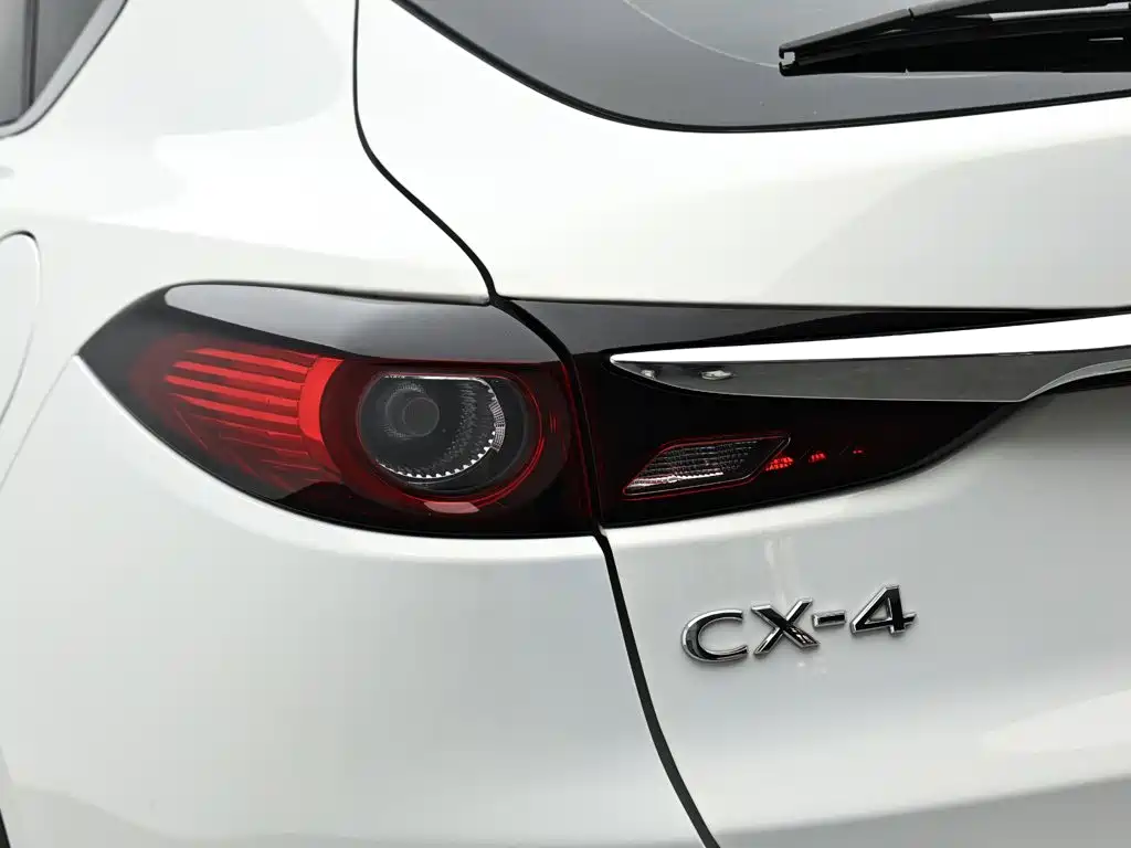 Mazda CX-4 2023 2021 2.0L Auto FWD Skyactiv Vitality Edition