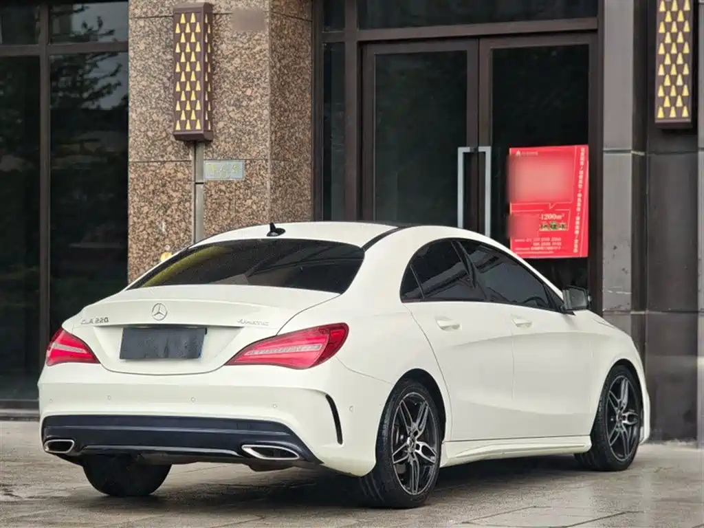 Mercedes-Benz CLA (Import) 2017 Facelift CLA 220 4MATIC фото 7