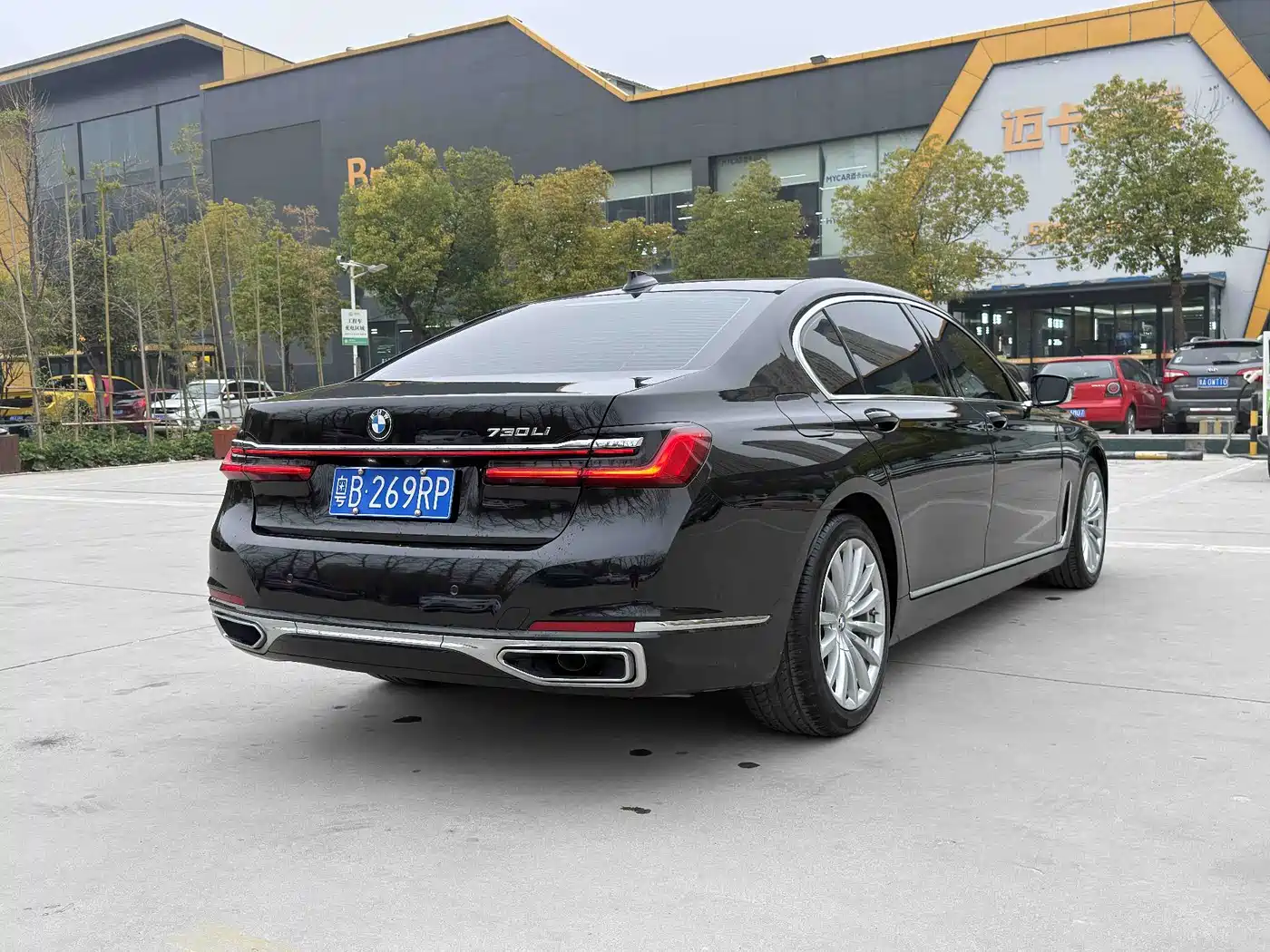 BMW 7 Series 2021 Model 730Li Luxury Package фото 14