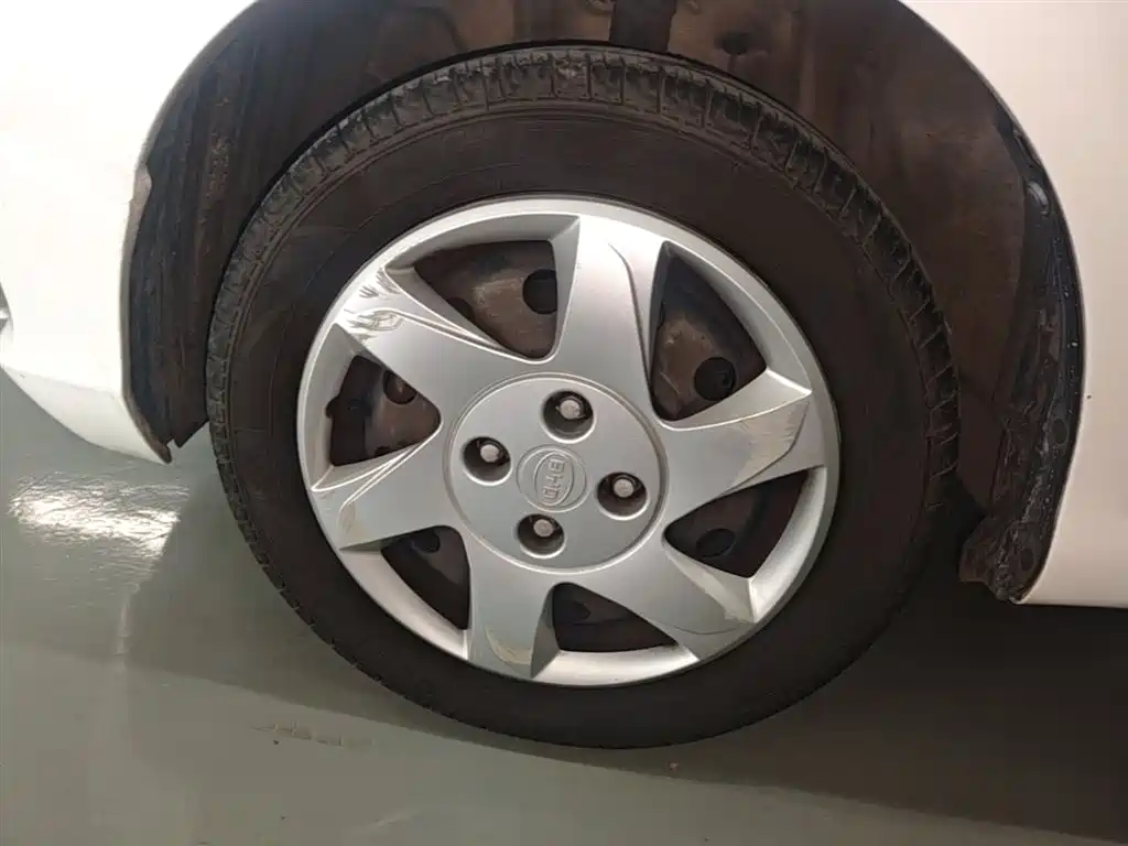 BYD F0 2015 1.0L AMT Xuan Cool Edition фото 23