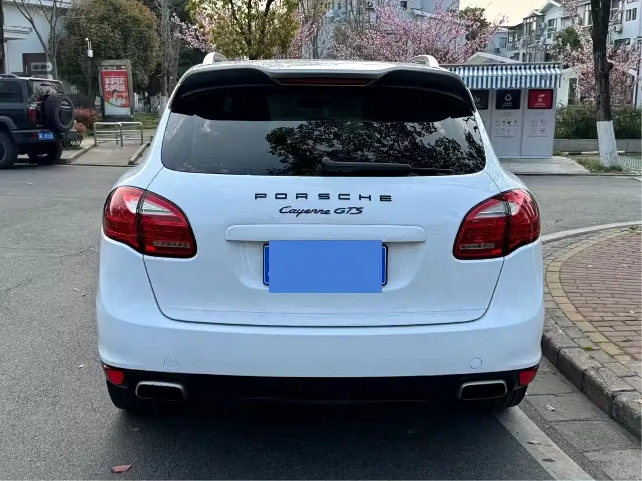 Porsche Cayenne 2014 Cayenne Platinum Edition 3.0T фото 4