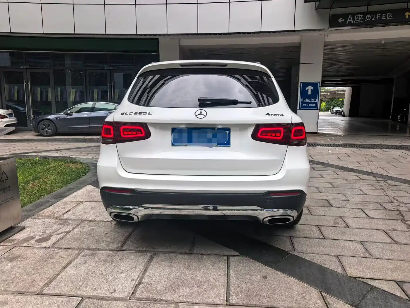 Mercedes-Benz GLC 2022 Model GLC 260 L 4MATIC Dynamic Edition фото 7