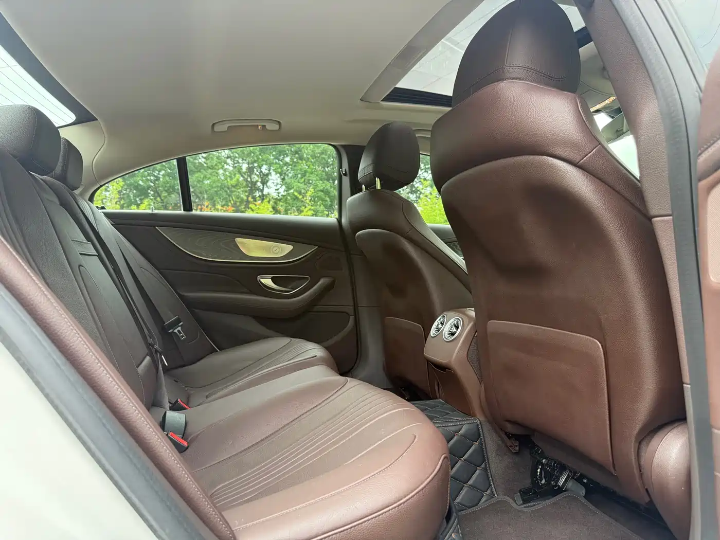 Mercedes-Benz CLS 2021 CLS 300 Luxury фото 20