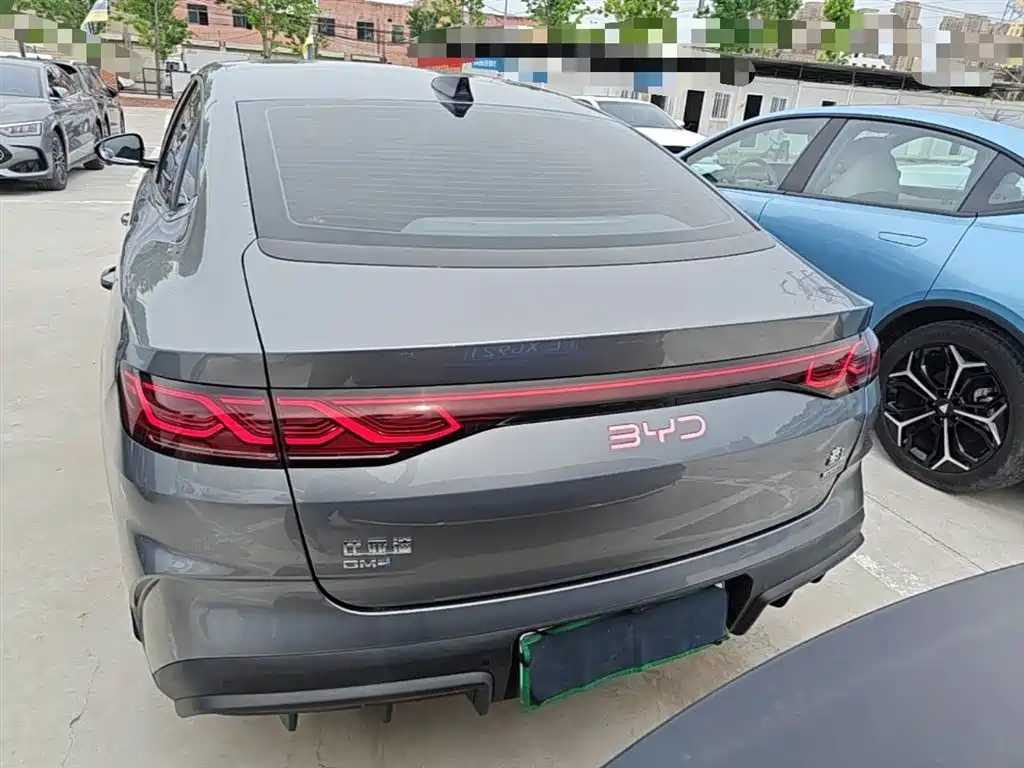 BYD Qin L 2025 DM-i Smart Drive Edition 80KM Leading фото 6