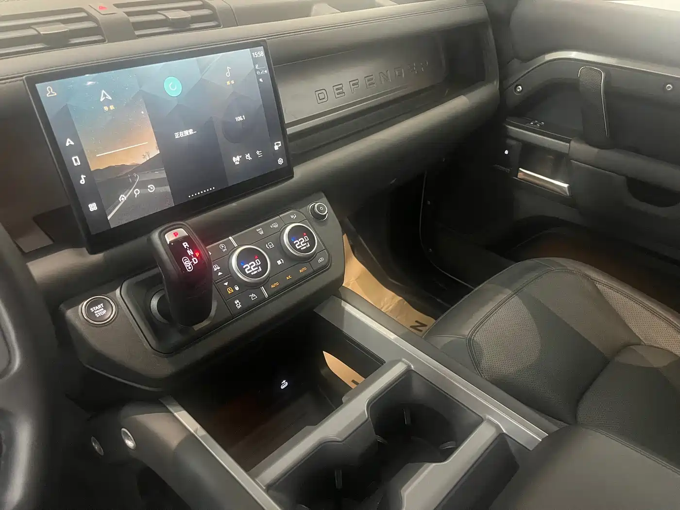 Land Rover Defender 2025 110 3.0T P400 X фото 7