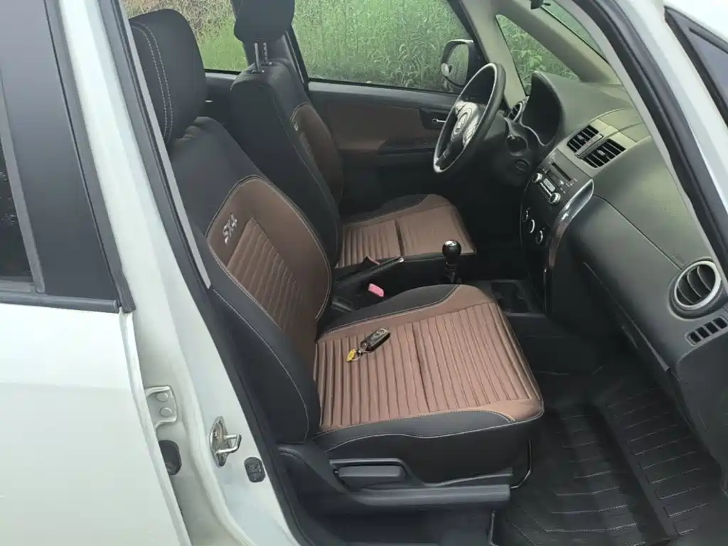 Suzuki SX4 2016 2013 1.6L Manual Cool Edition