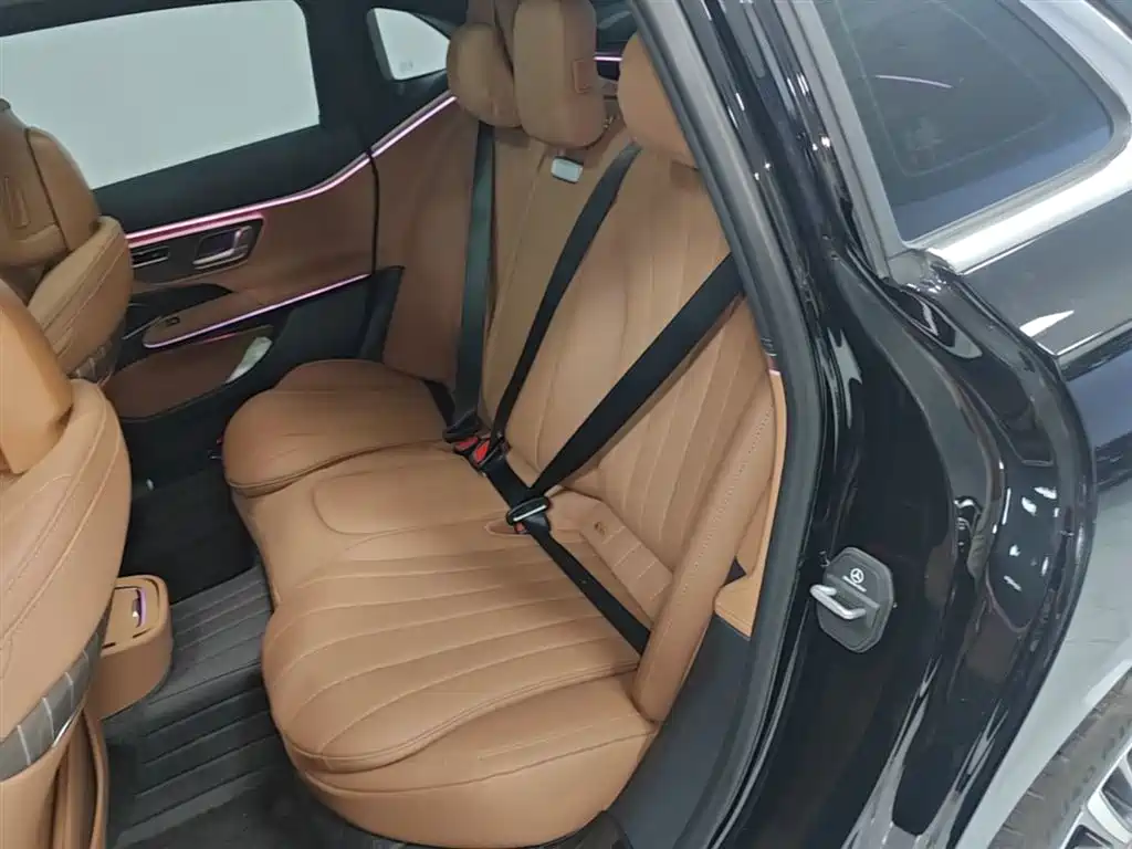 Mercedes-Benz E-Class 2025 Facelift E 300 L Fashion фото 17