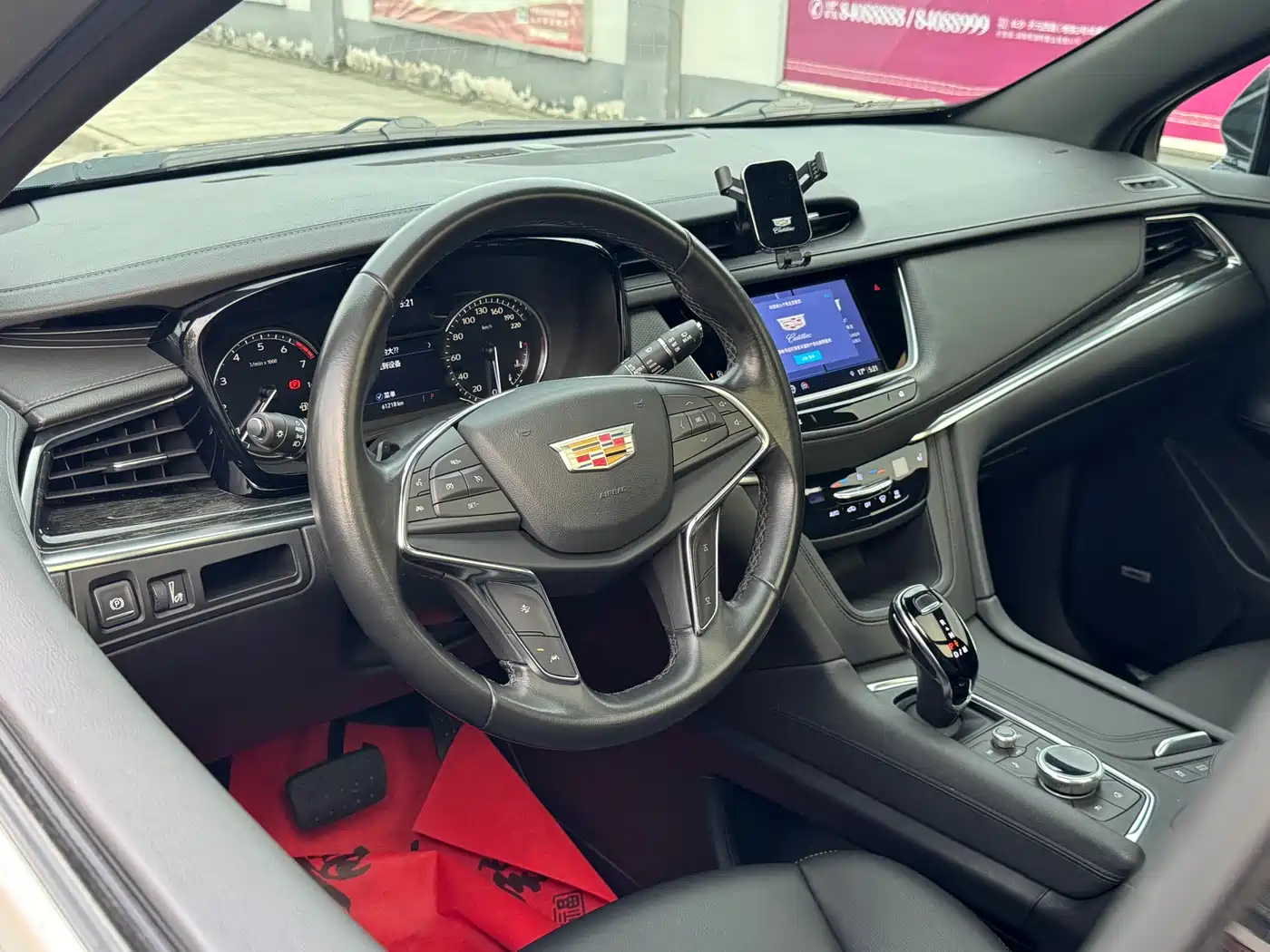 Cadillac XT5 2022 2.0T 2WD Luxury фото 8