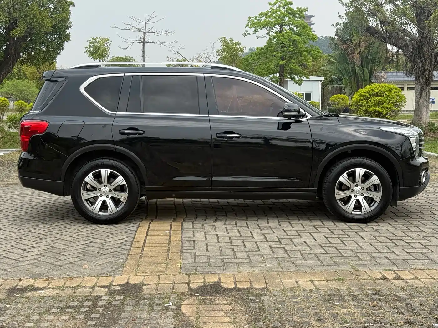 GAC Trumpchi Trumpchi GS7 2017 320T 2WD Luxury Smart Connect фото 11
