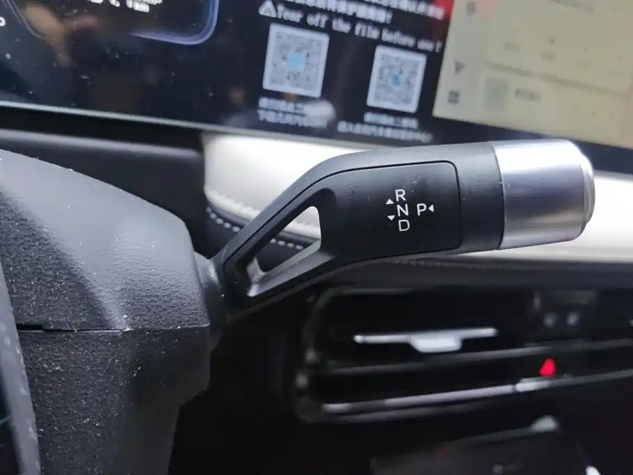 Geely Geometry E Firefly 2024 2024 Model 401km Fluorescent