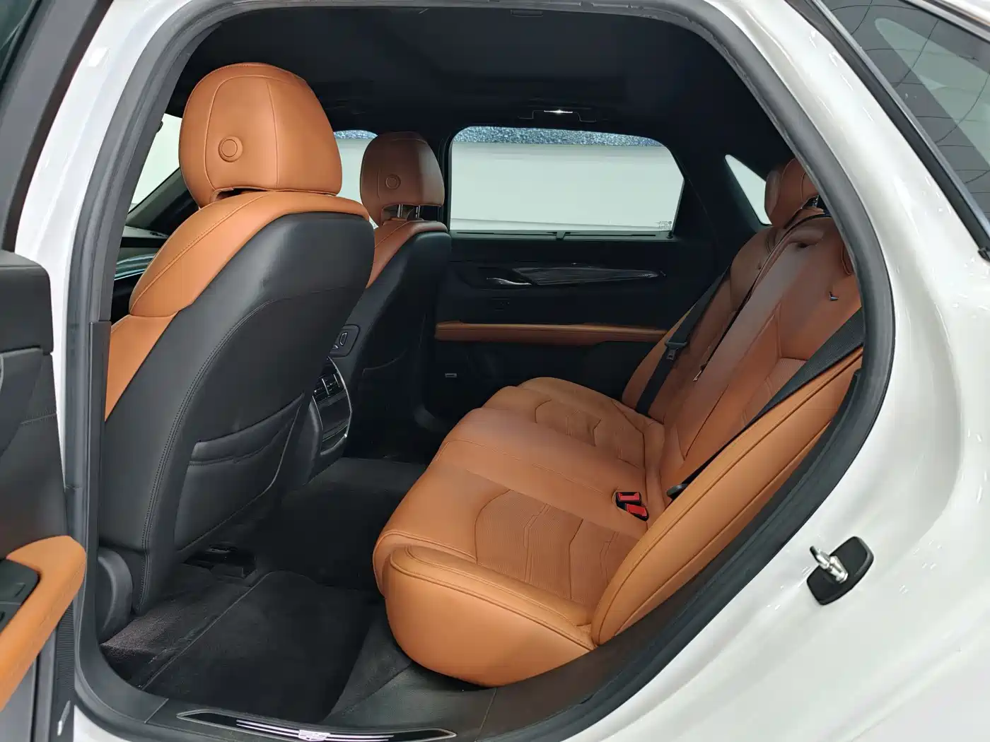 Photo 13 - Cadillac CT6