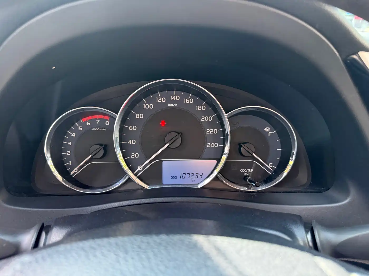 Toyota Corolla 2017 Facelift 1.2T Manual GL фото 12