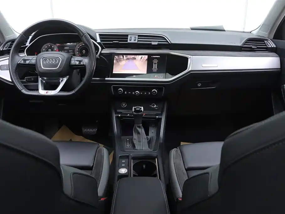 Audi Q3 Sportback 2022 40 TFSI Fashion фото 26