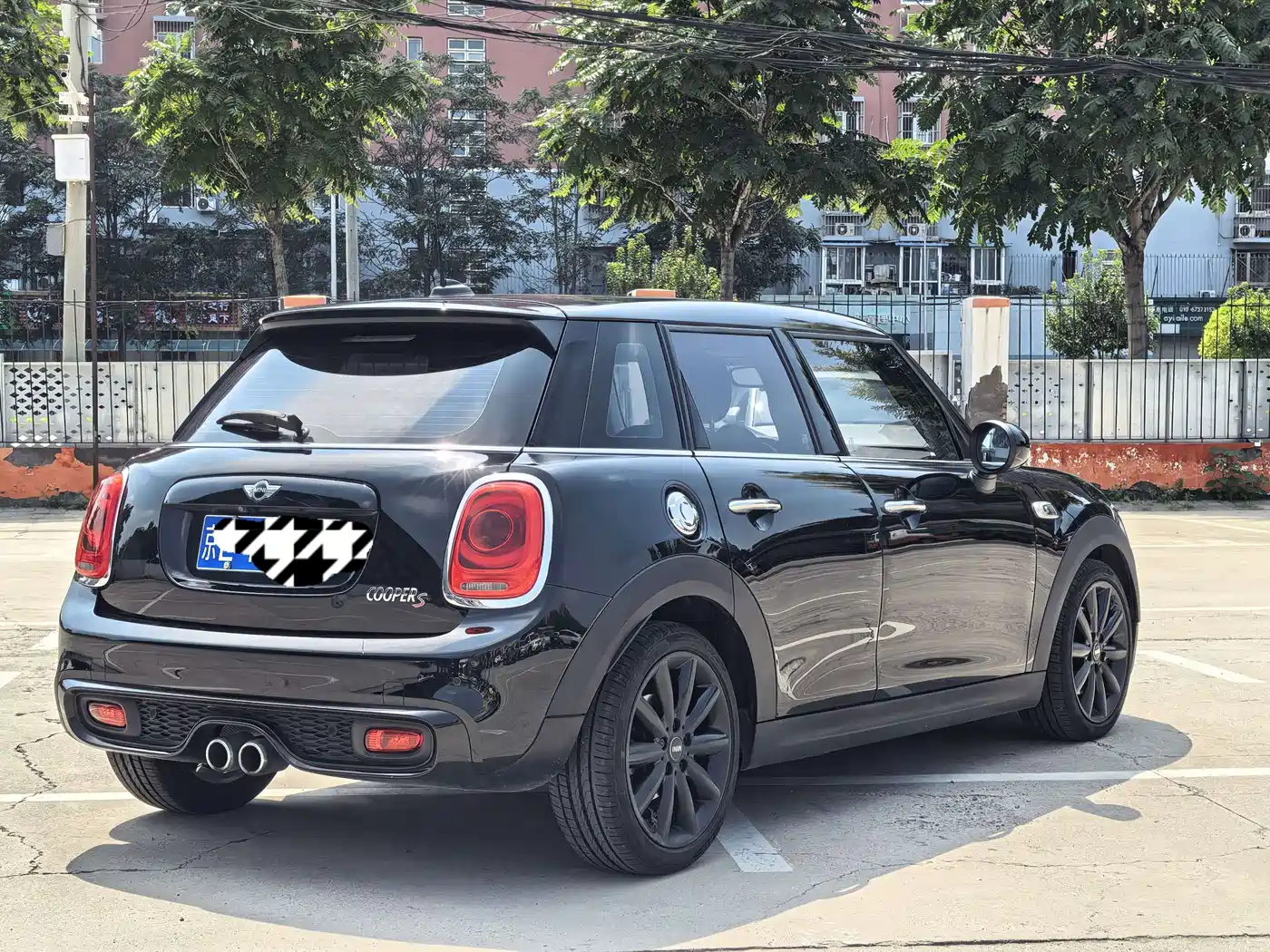 Фото 4 - MINI MINI