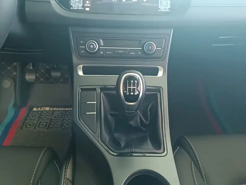 Photo 14 - Geely Emgrand