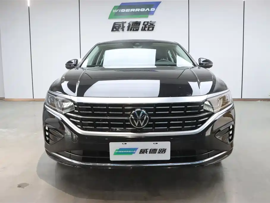 Volkswagen Passat 2026 Outstanding Edition 380TSI Dragon Glory Version фото 2