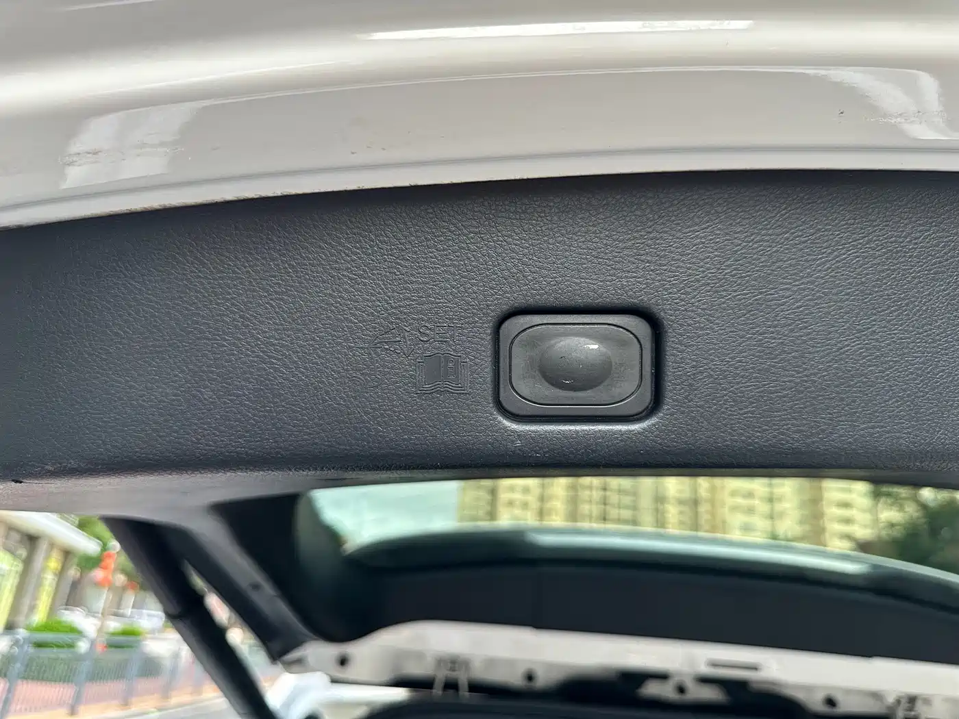 Photo 9 - Ford Edge