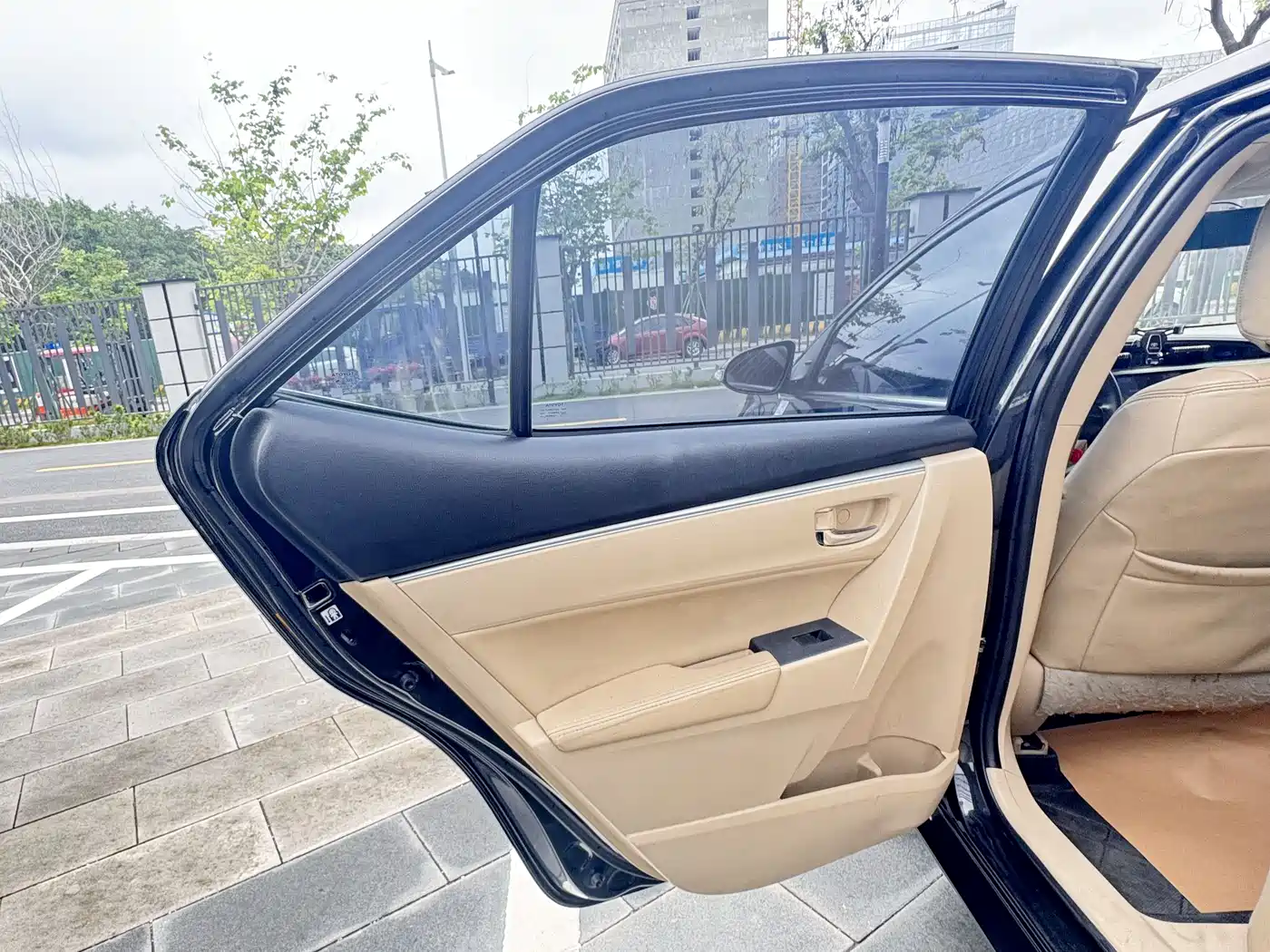 Toyota Corolla 2014 1.6L CVT GL фото 22