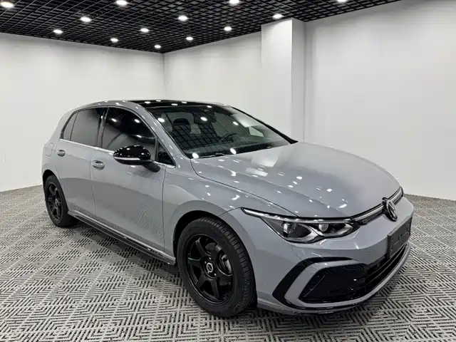 Volkswagen Golf 280TSI DSG R-Line