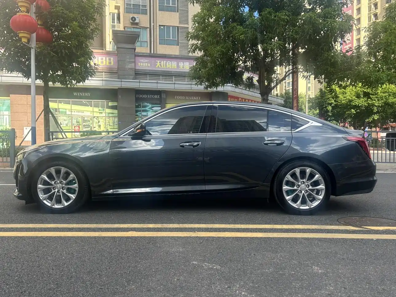 CADILLAC CT5