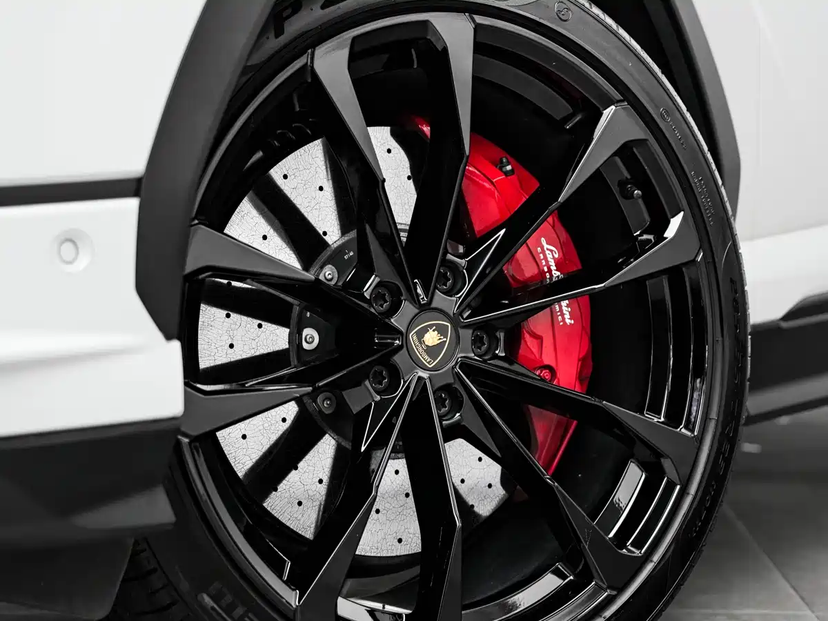 Lamborghini Urus 2023 4.0T V8 S фото 23
