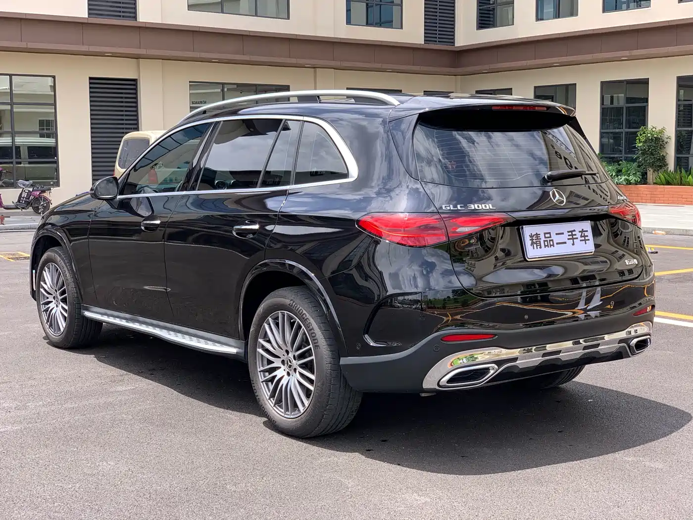 Mercedes-Benz GLC 2024 GLC 300 L 4MATIC Dynamic 5-seater фото 4