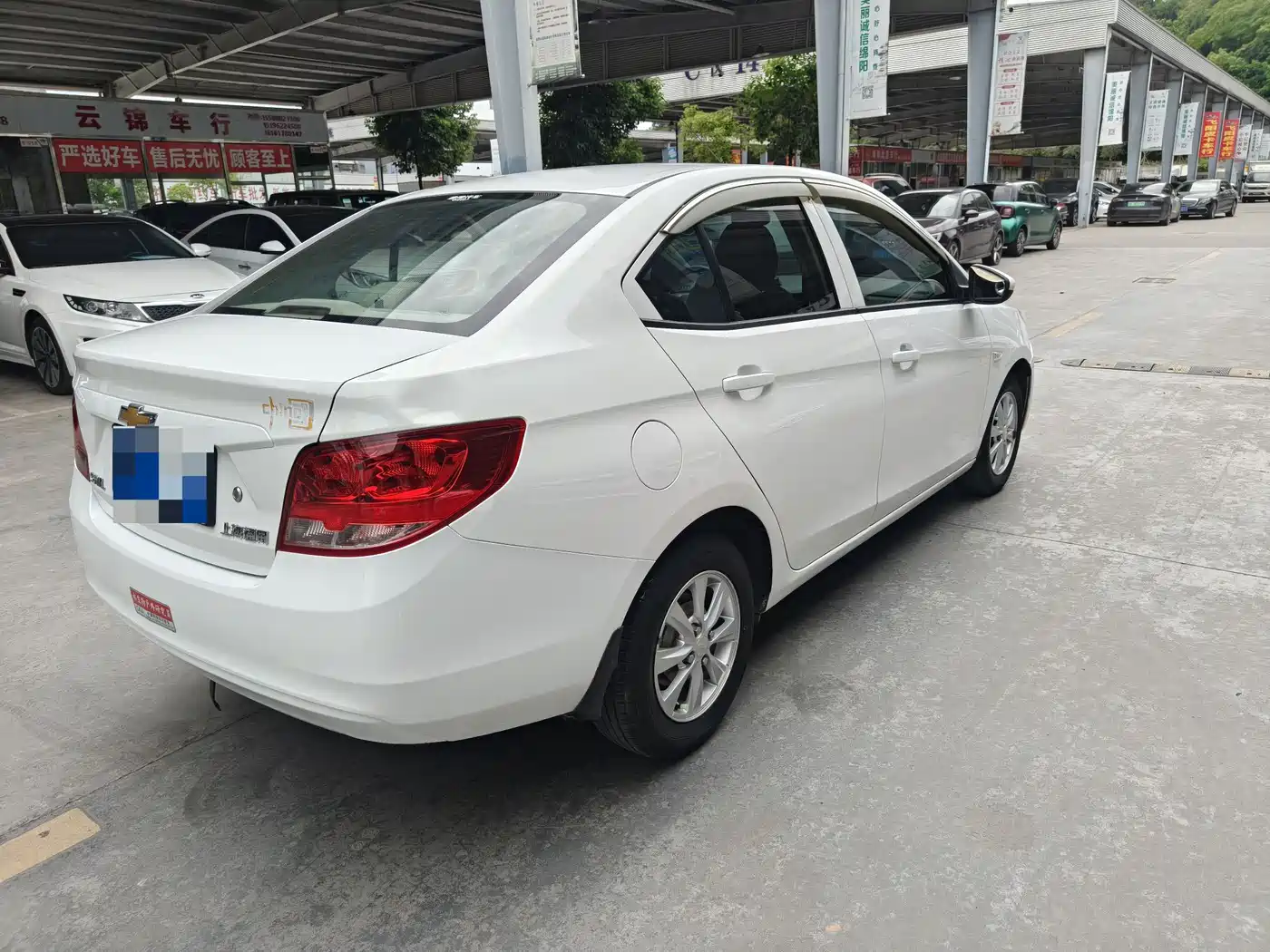 Chevrolet Sail 2015 Sail 3 1.5L Manual Ideal Sunroof Edition фото 6