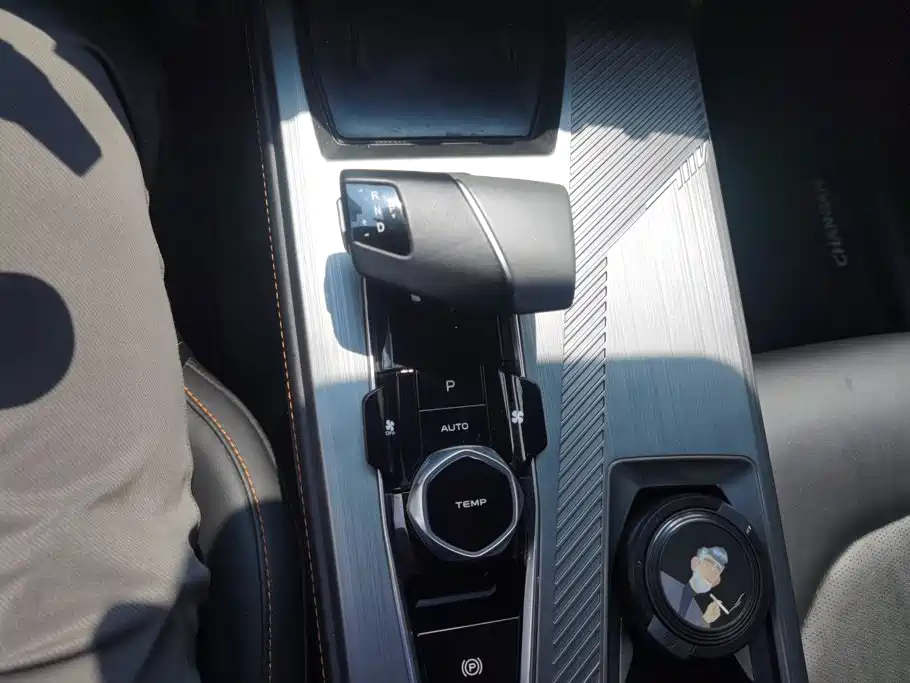 Changan Oshan Z6 EV 2024 2023 Smart Electric iDD 150KM Flagship PLUS
