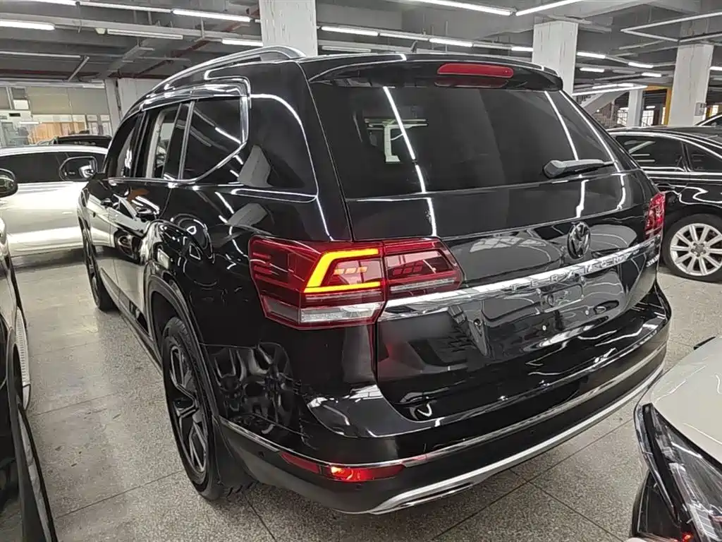 Volkswagen Teramont 2019 330TSI 2WD Luxury China V фото 13