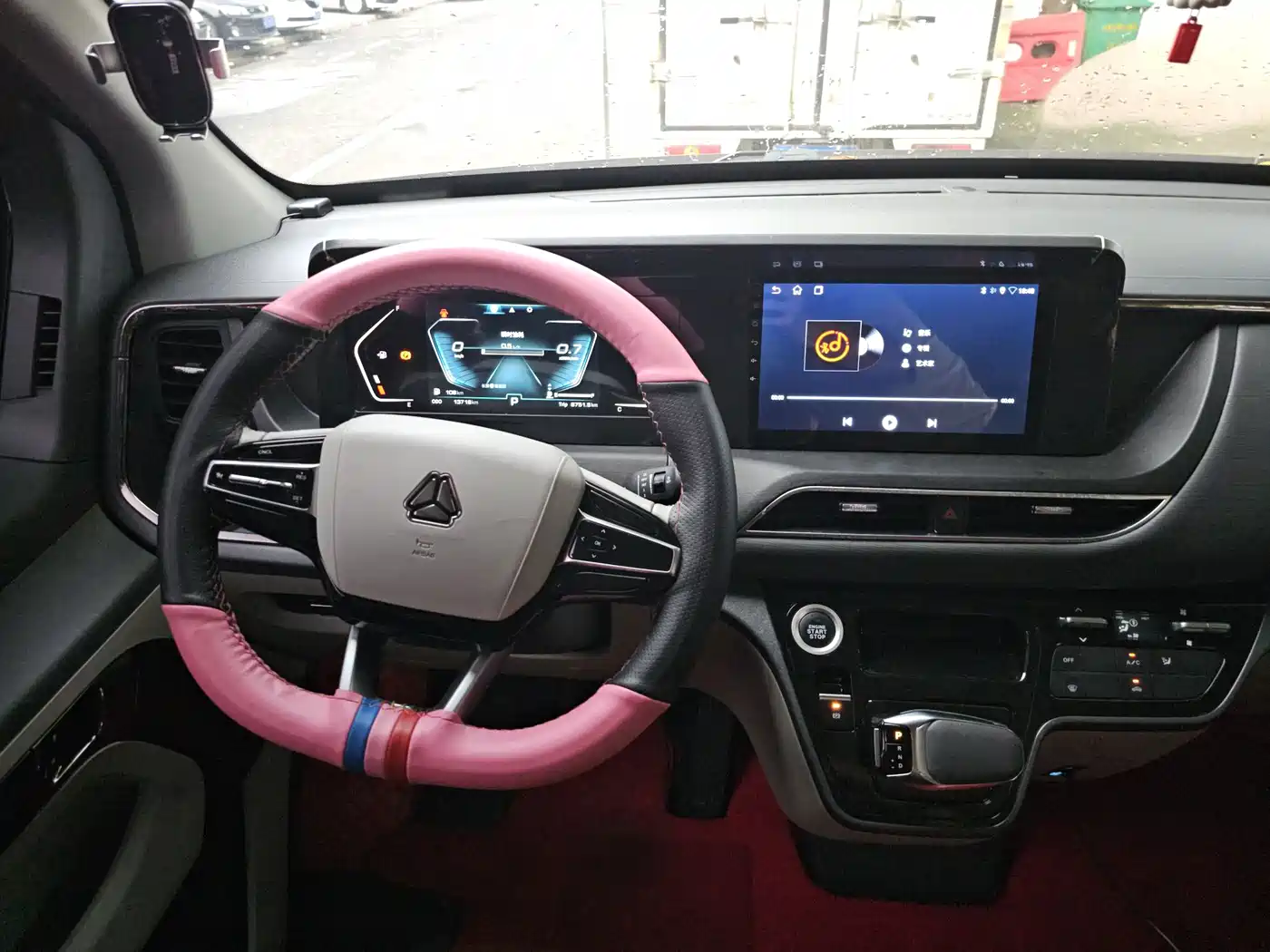 Sinotruk Xianfeng V 2026