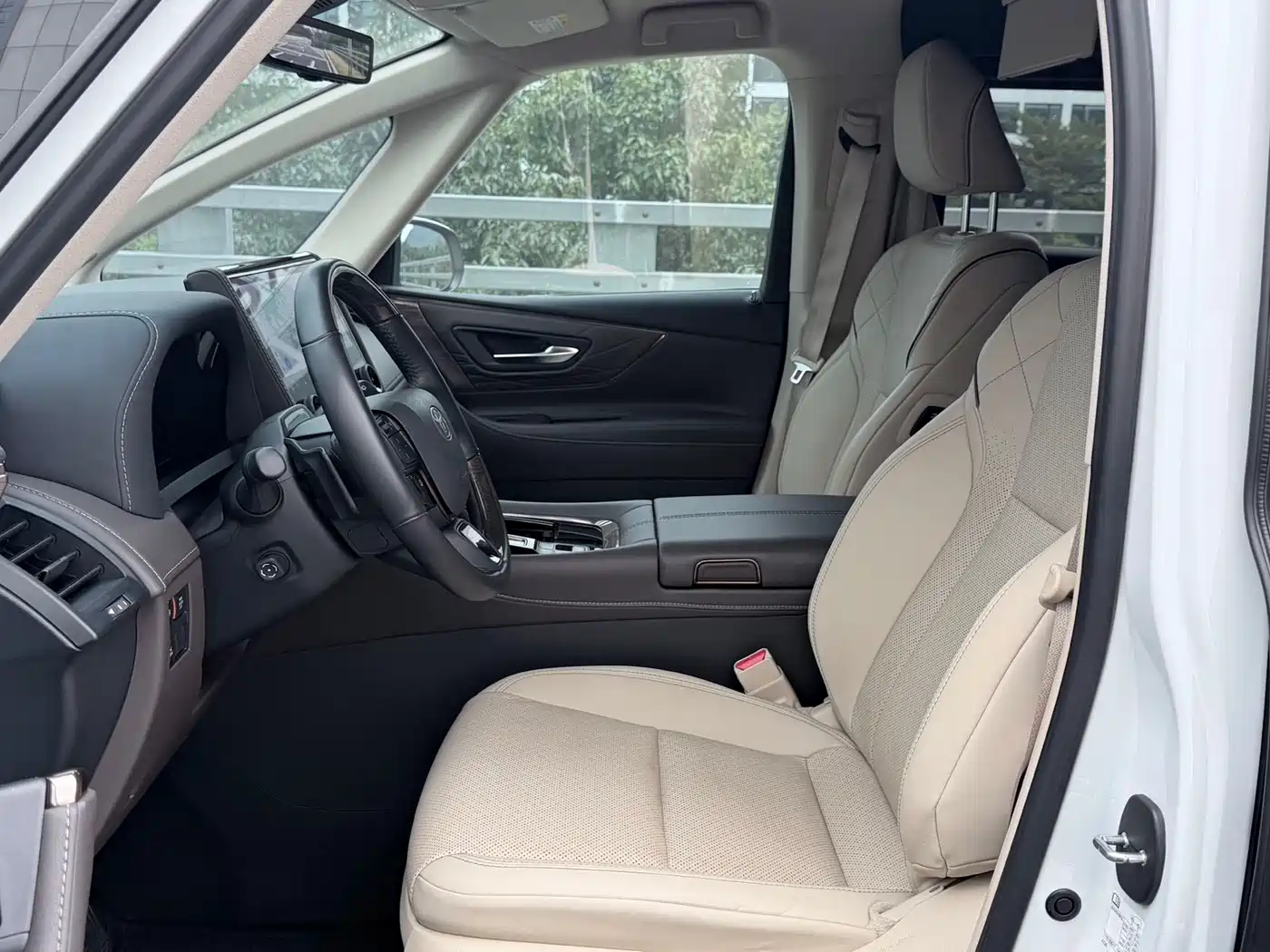 Toyota Alphard 2024 Hybrid 2.5L Prestige Edition фото 7