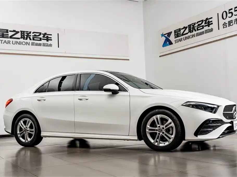 Mercedes-Benz A-Class 2024 Facelift A 180 L фото 6
