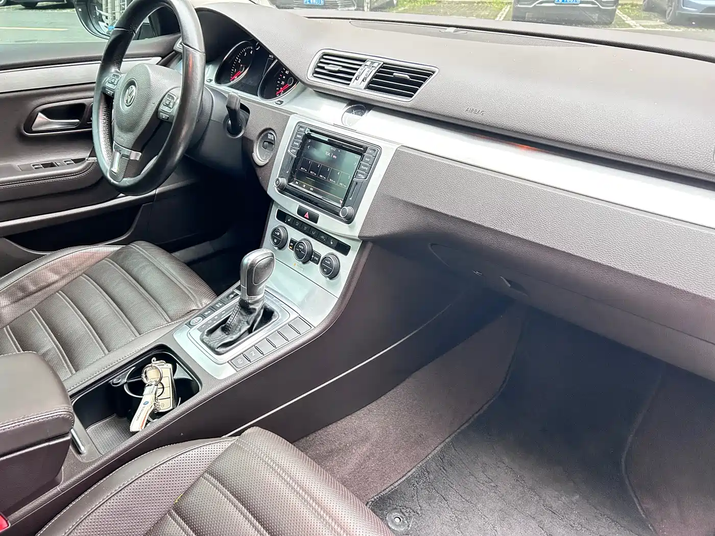 Volkswagen FAW-Volkswagen CC 2016 Model 1.8TSI Luxury фото 10
