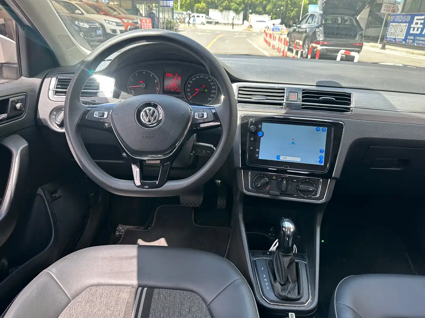 Volkswagen Santana 2021 1.5L Automatic Comfort Edition фото 9