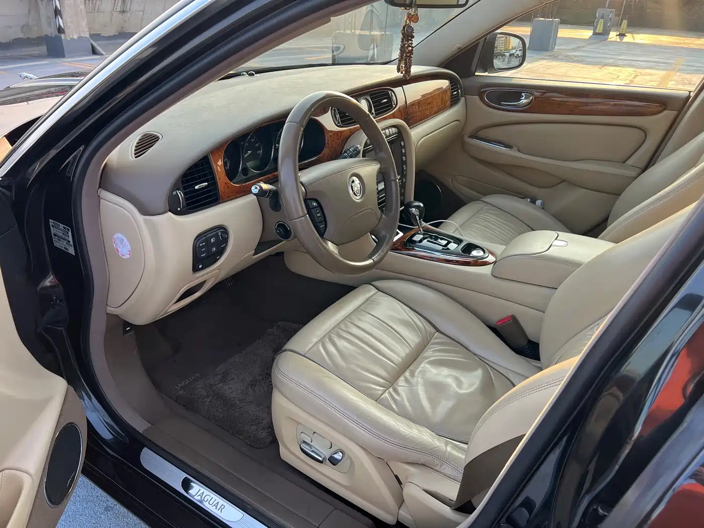 Jaguar XJ 2009 2007 Model XJ6L 3.0 Royal Long Wheelbase