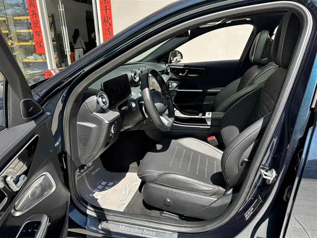 Mercedes-Benz C-Class 2023 C 260 L Night Edition Sport фото 9