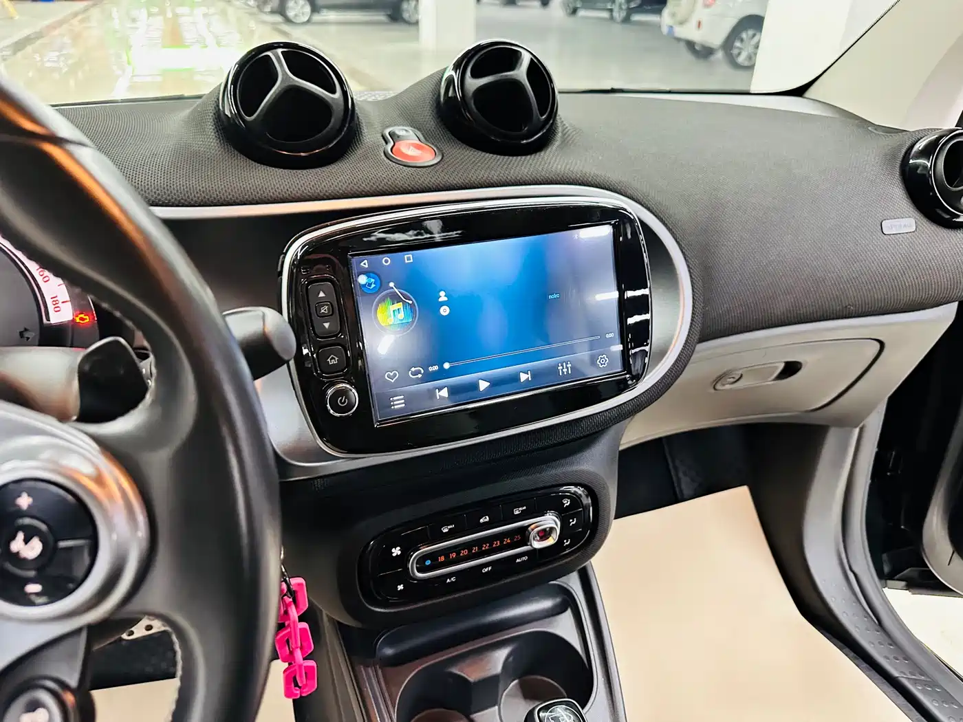 smart fortwo 2018 0.9T 66kW 20th Anniversary Special Edition China V фото 44