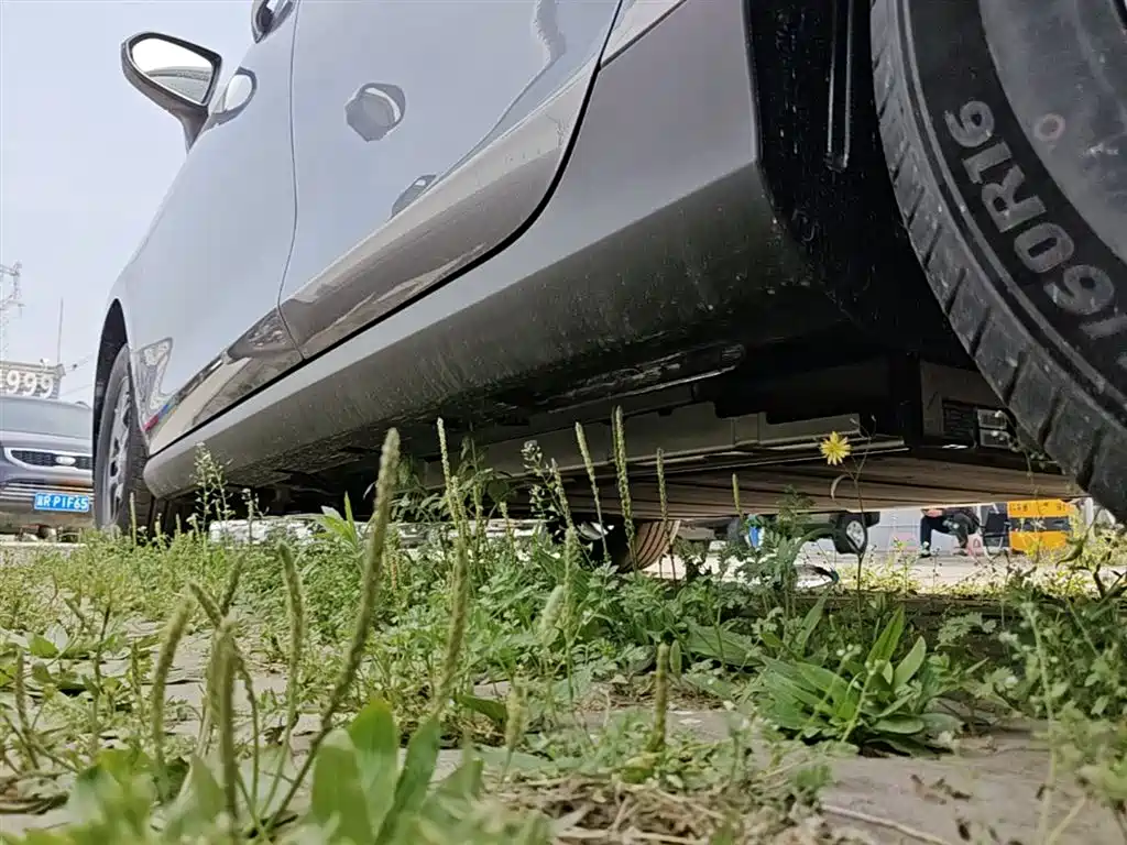 BYD Qin PLUS 2026 DM-i Smart Edition 128KM Progressive фото 21