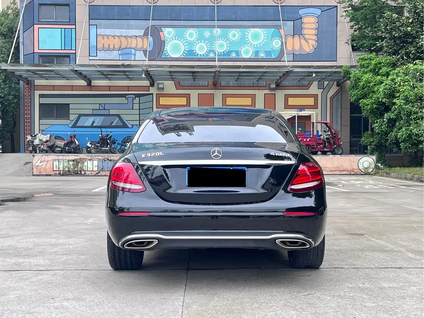 MERCEDES-BENZ E CLASS