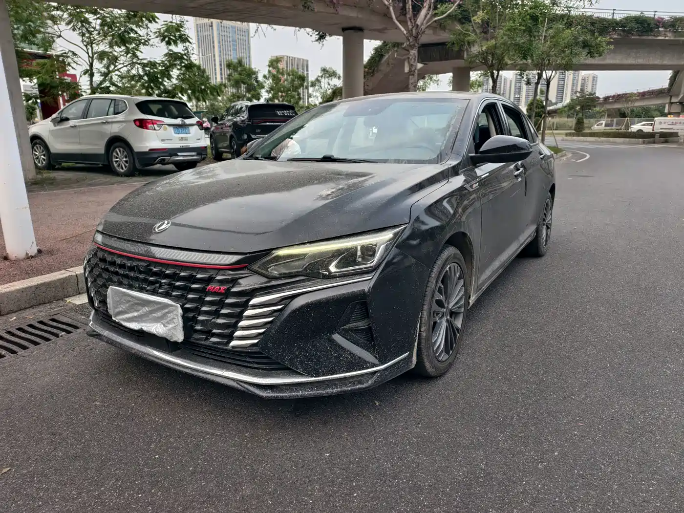 Dongfeng Aeolus Yixuan MAX 2023 2022 1.5T Ultra Cool Dad Edition