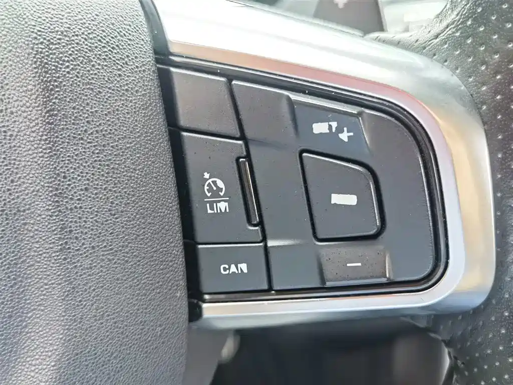 Land Rover Discovery Sport 2019 240PS SE Dynamic Edition China VI фото 22