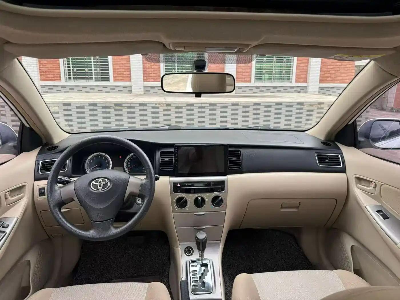 Toyota Corolla 2013 1.6L Automatic Excellence Edition фото 5