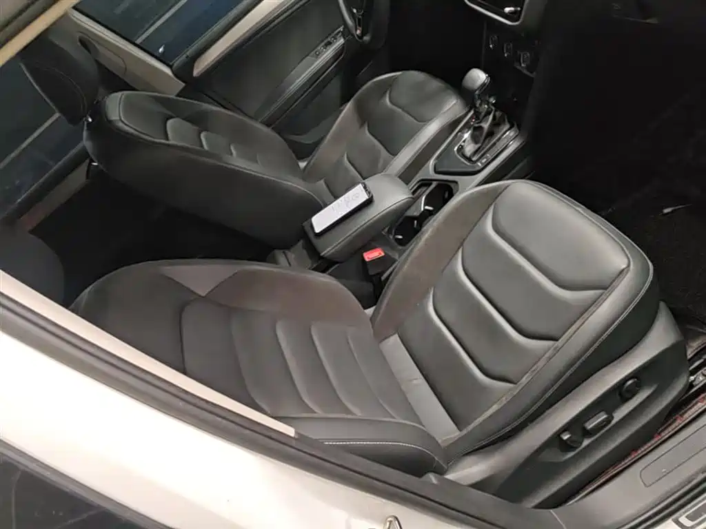 Volkswagen Tiguan L 2020 330TSI Auto 2WD Panorama Comfort China VI фото 25