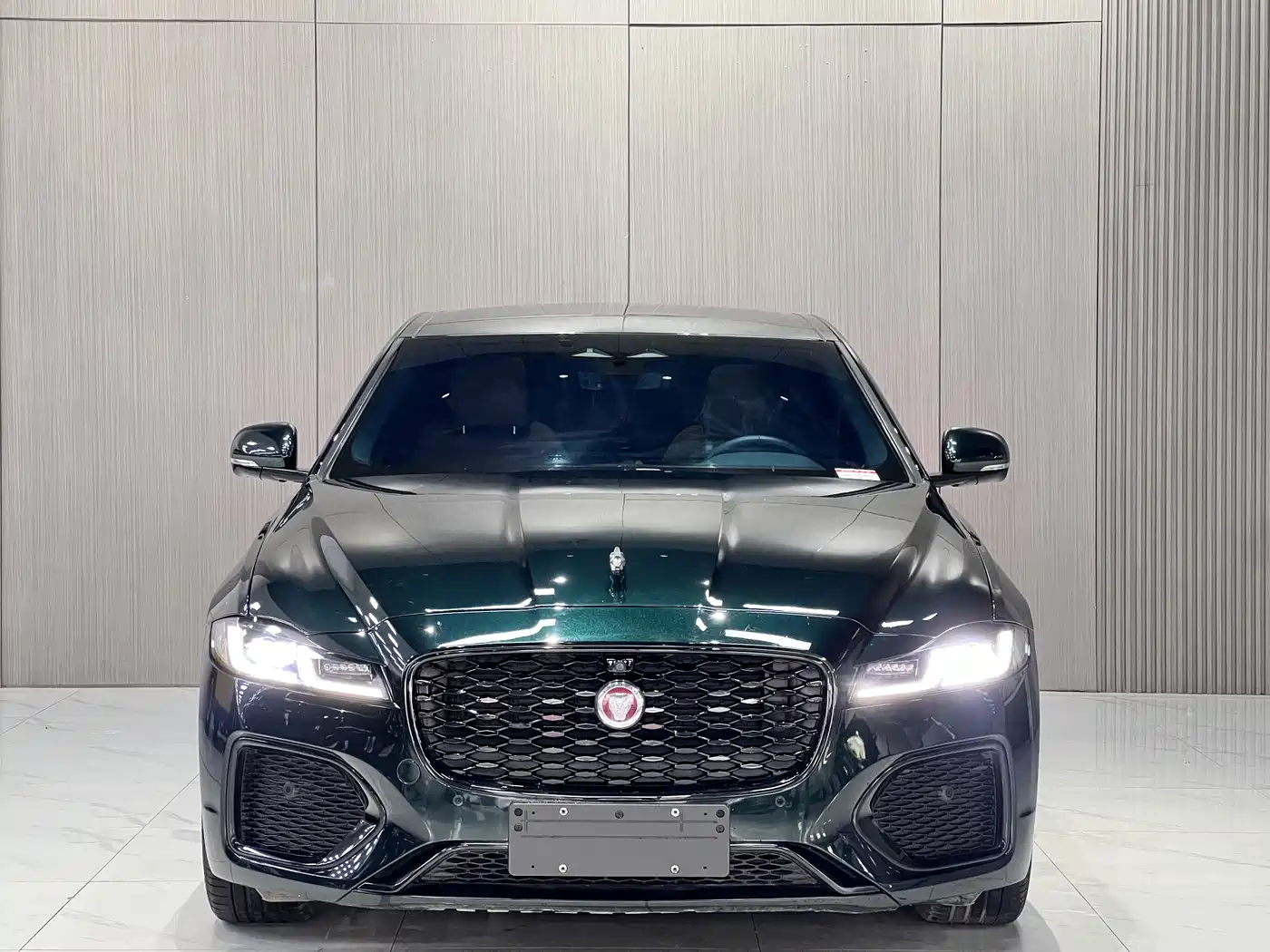 JAGUAR XFL
