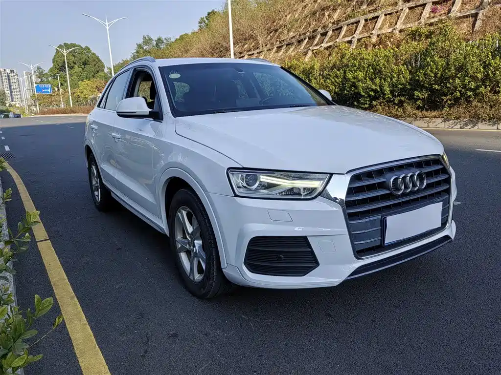 Audi Q3 2017 30 TFSI Fashion фото 23