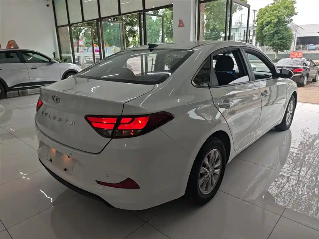 Hyundai Elantra 2020 1.6L Auto GL Pleasing Edition фото 7